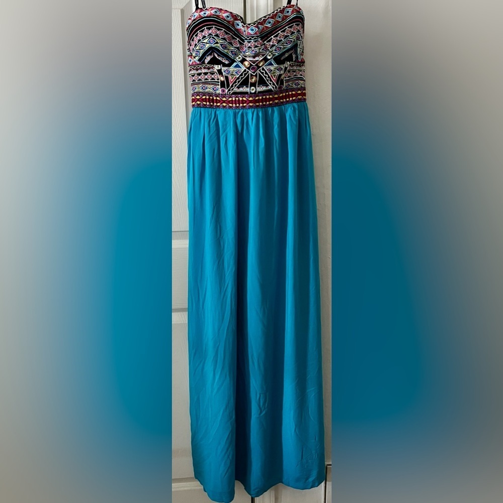 Marineblu Strapless Embroidered Maxi Dress Women’s size Small